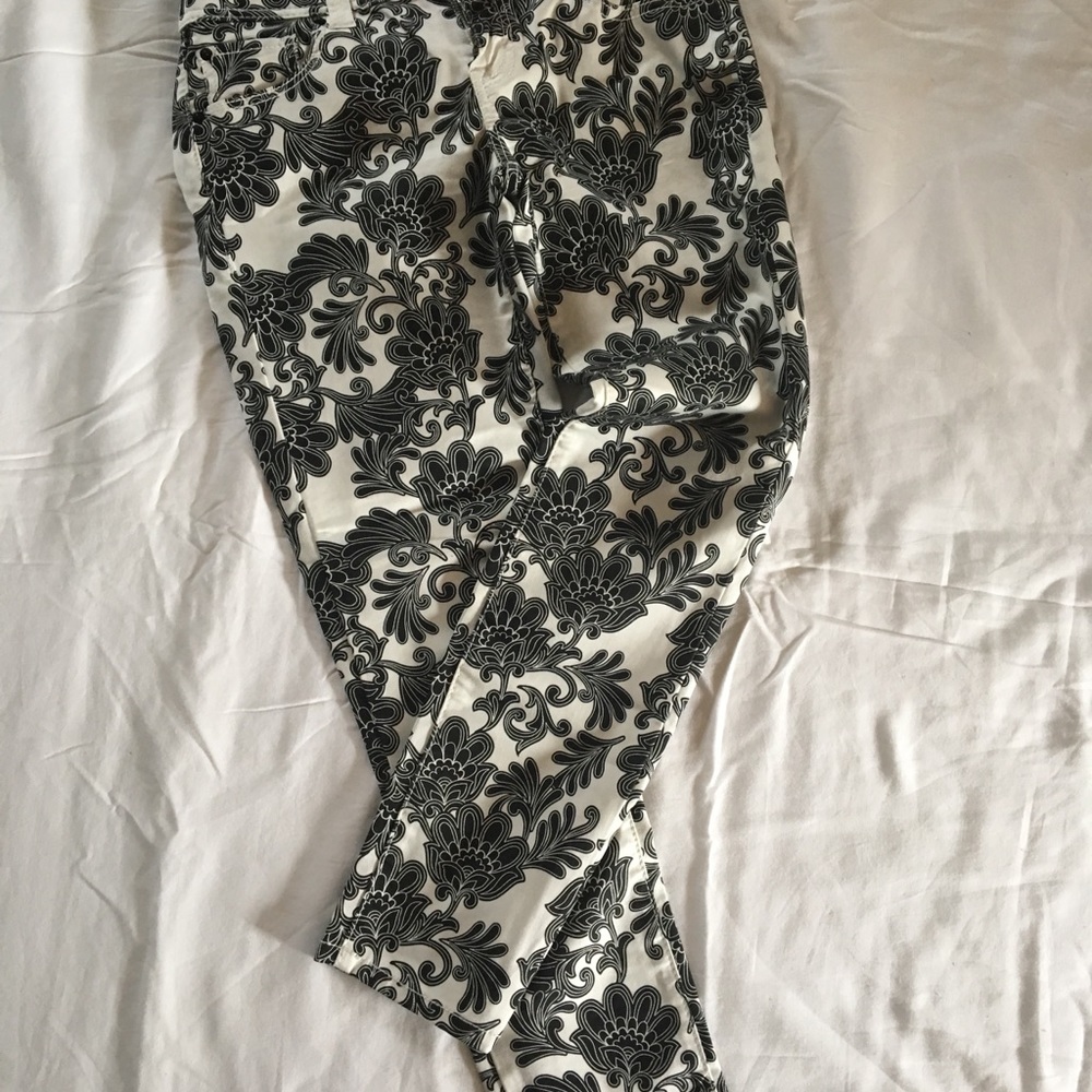 Women’s Capris